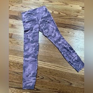 Lululemon Align 25” legging, Size 6, Pink Camouflage